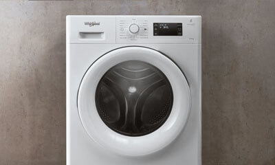 Free Whirlpool FreshCare 9kg Washing Machine