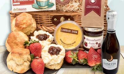 Win a West Country Cream Teas and Fizz Hamper